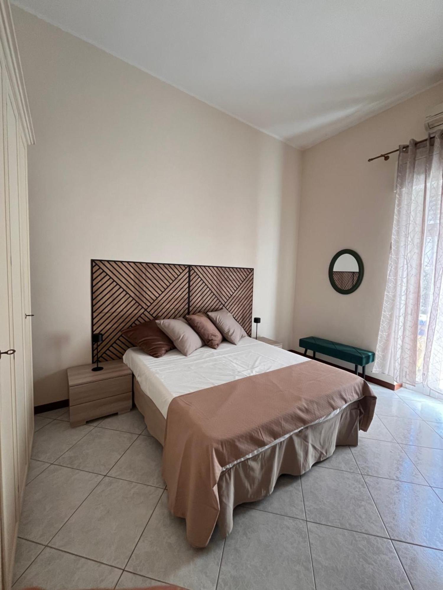 B&B Alis Home Brindisi Exterior photo