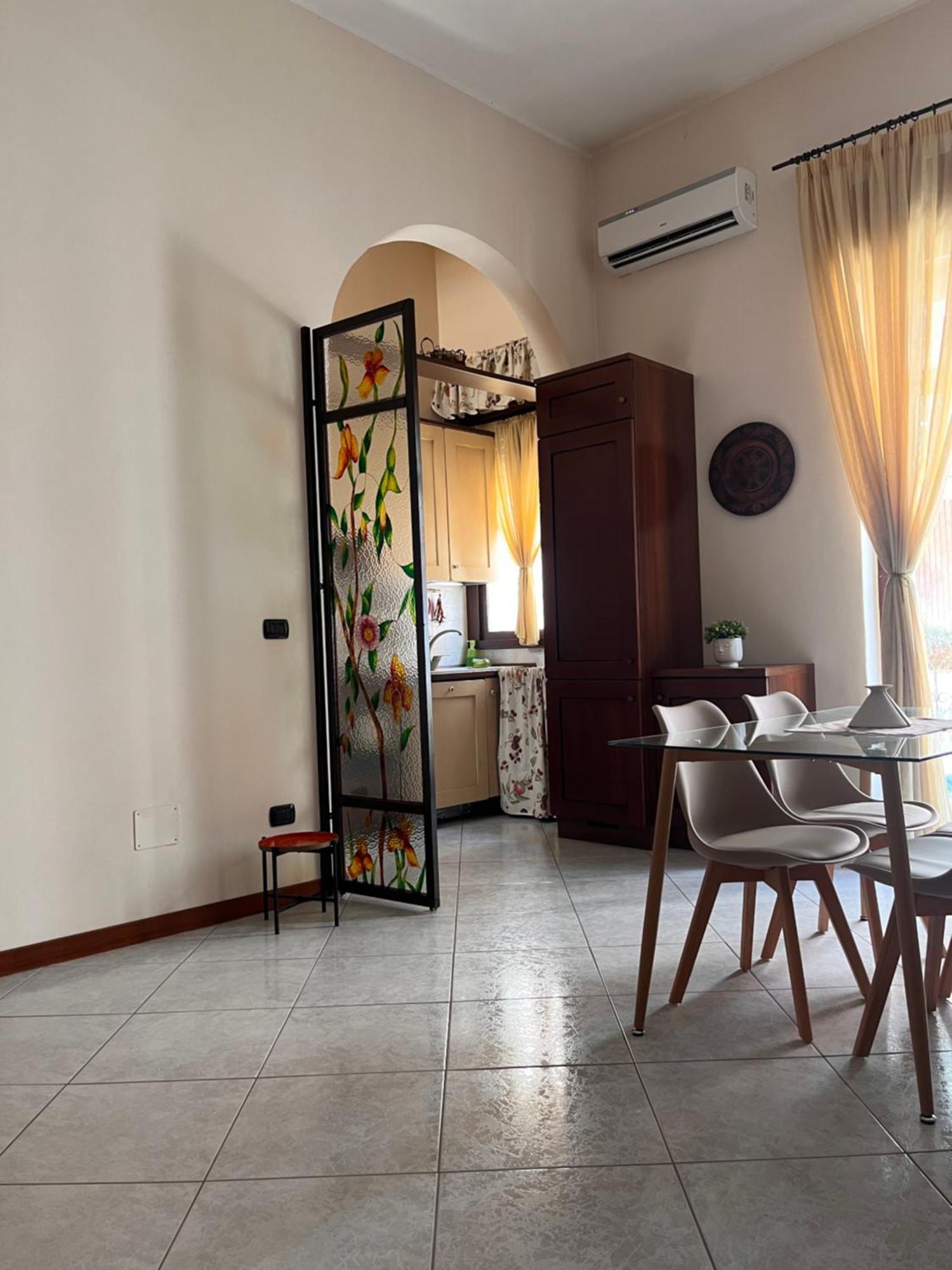 B&B Alis Home Brindisi Exterior photo